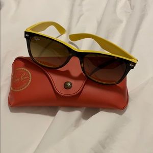 Chic raybans